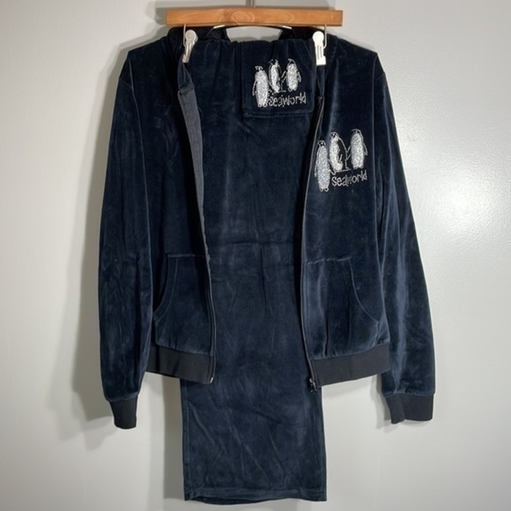 SEA WORLD Velour Tracksuit Sequin Penguins Matching Set